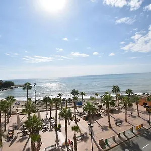 https://apartamento-carina-playa.1costadelsol.com