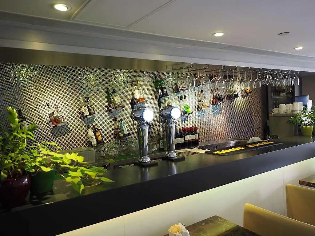 Hotel Harbour Plaza 8 Degrees Hong Kong