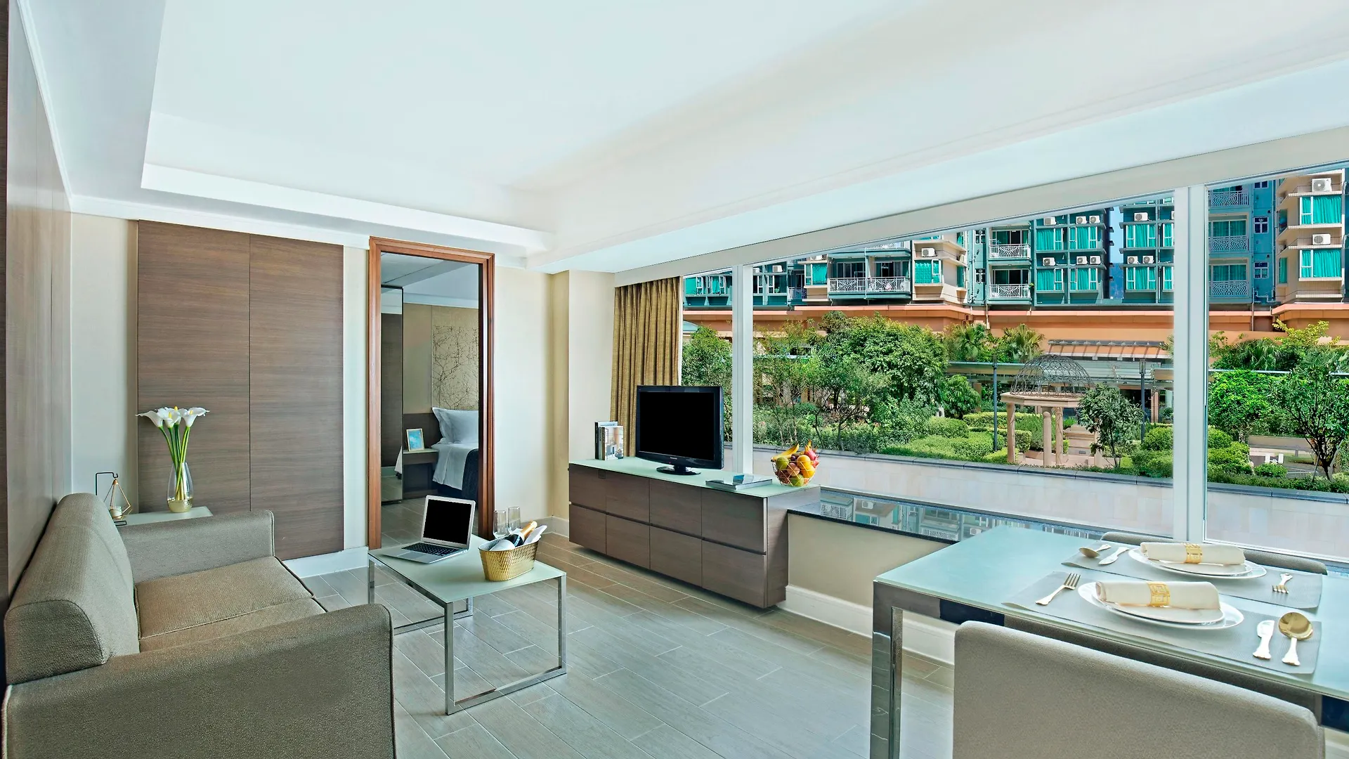 Harbour Plaza 8 Degrees Hotel Hong Kong
