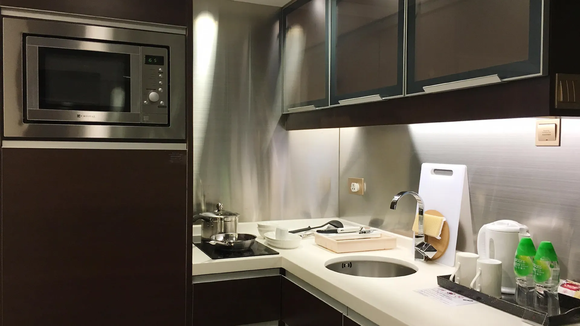 Hotel Harbour Plaza 8 Degrees Hong Kong 4*,