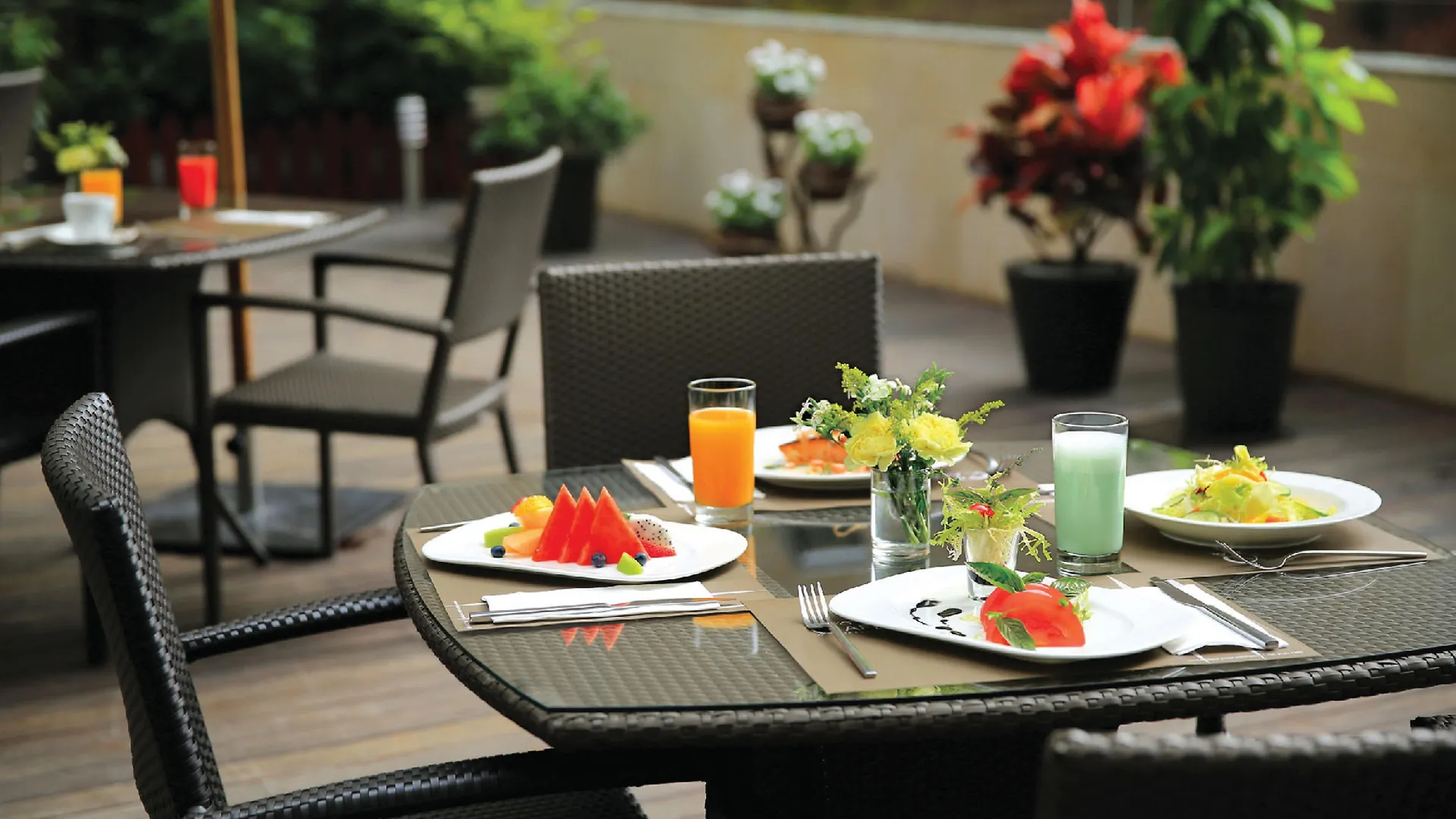 Hotel Harbour Plaza 8 Degrees Hong Kong 4*,